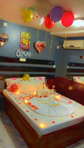 Love Room Sunrise Center Bonapriso 108